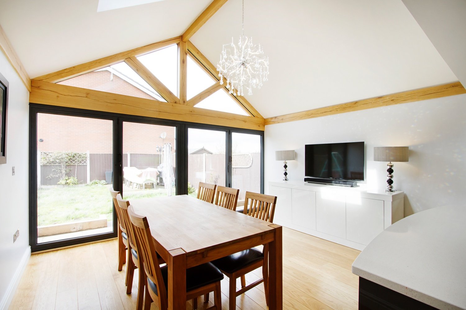 An oak framed kitchen extension Croft Architecture